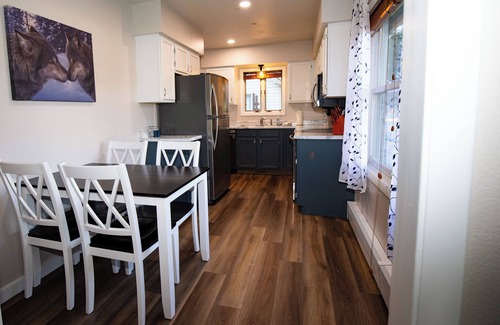 Cody Casa | Stampede Place- New listing! Dog friendly home close to grocery stores and library