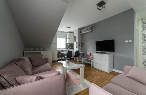 Grbavica Apartamento | STAN - APARTMAN KROKI