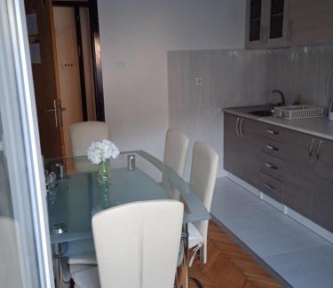 Ljubuski Apartamento | Stan na dan