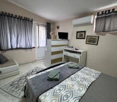 Backa Palanka Apartamento | Stan na dan Break