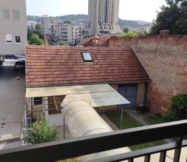 Uzice Apartamento | Stan na dan Iva 3