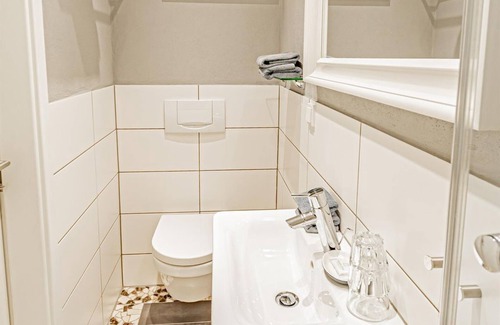 Langsur Cama Y Desayuno | Standard Doppelzimmer mit Balkon - Weingut Johannishof