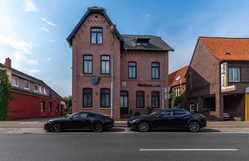 Leer Cabaña | Standard double room 14 (attic left) - 24/7 self-check-in, 14008