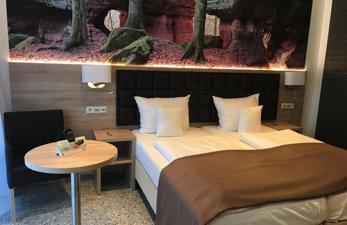 Kaiserslautern Hotel | Habitación doble estándar, ducha, inodoro - Hotel-Restaurant Barbarossahof
