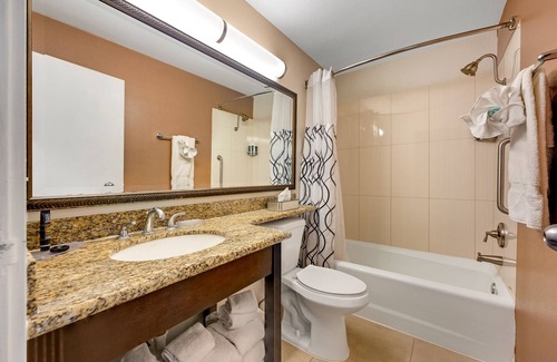 Bodega Bay Casa | Standard King Room with Ocean View