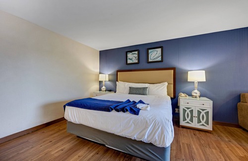 Bodega Bay Casa | Standard King Room with Ocean View