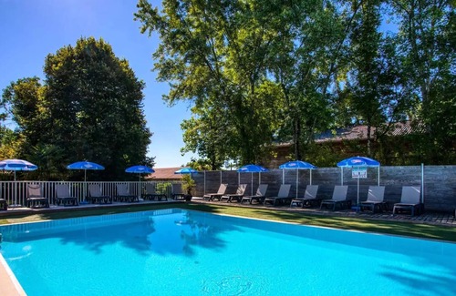 Pays-de-Belves Casa | Standard Lodge ohne sanitäre 20m2 2 Schlafzimmer + halb überdachte Terrasse 5 Personen