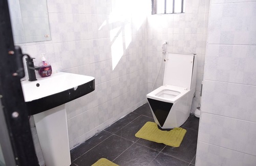 Ofin Casa | Standard Luxury Room - Sleeps2 - Pool - Petallowed