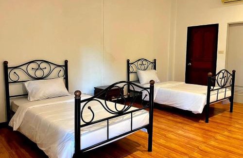 Samut Sakhon Casa | Standard room by The Grounds