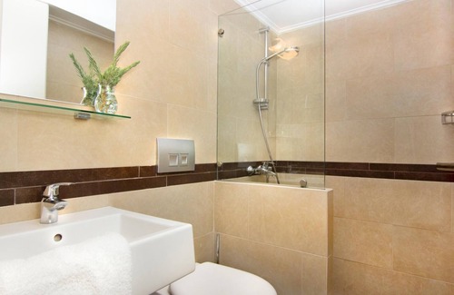 Lefktron Apartamento | Standard two Bedroom Suite No 5