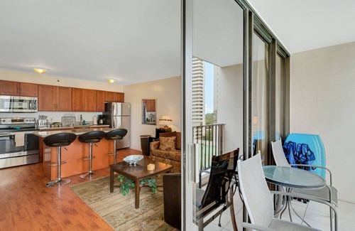 Waikiki Apartamento | Standard Waikiki Banyan Condo with Mountain View by Koko Resort Vacation Rentals