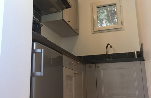 Merindol Cabaña | ALBERGUE PERMANENTE CON SPA / LUBERON PRIVADO