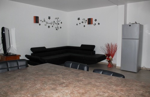 Eccica-Suarella Apartamento | COLOCA EN LA PARTE INFERIOR DE VILLA F3, a 5 minutos PLAYAS