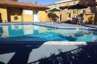 Anaheim Resort Hotel | Stanford Inn & Suites Anaheim