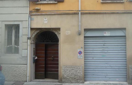 Oltretorrente Apartamento | Stanza in appartamento condiviso nel centro storico di Parma