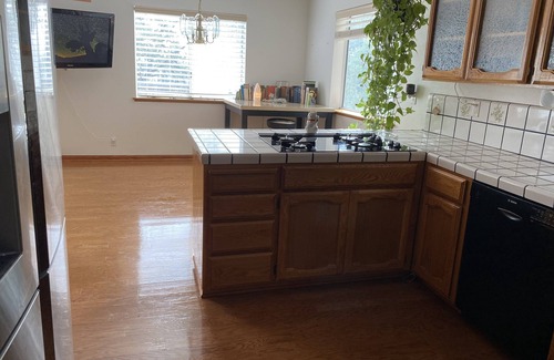 Yosemite Forks Casa | Star gaze 7 minutes from bass lake & 14 miles from the Yosemite entrance.