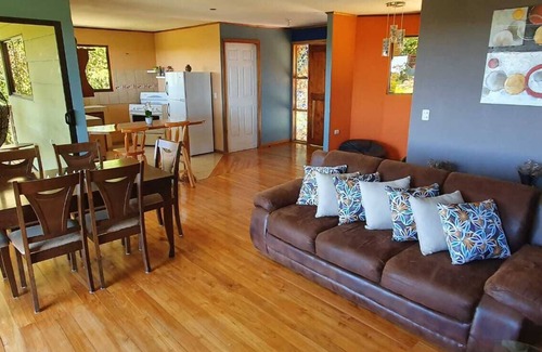 Sierra Casa | STAR HOUSE MONTEVERDE-Relájate y disfruta de un lugar en las montañas