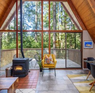 Gualala Casa | Star Nest - Secluded Forest Property