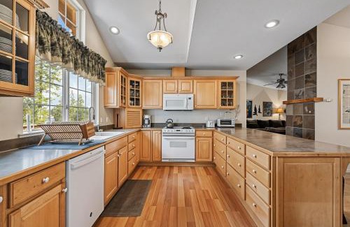 Groveland Casa | Star of the Mountain Yosemite Home