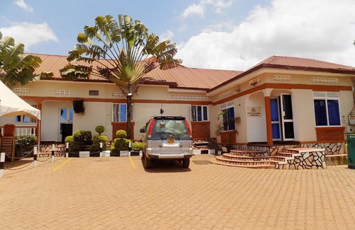 Kampala Hotel | Star Royal Motel Kitebi Kampala