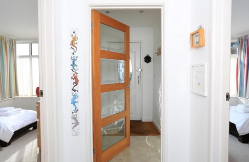 Malborough Casa | Starboard Light