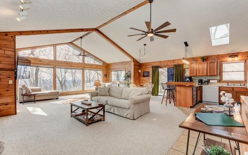 Tate Casa | Starcross Summit - Sunny spaces gorgeous views