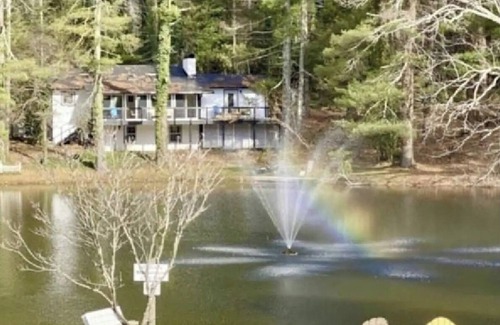 Flat Rock Condominio | Stardust and Moonlight : Lakefront Condo