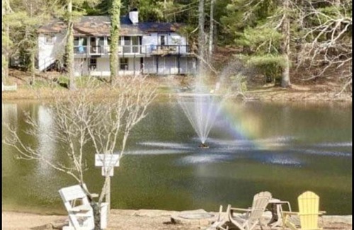 Flat Rock Apartamento | Stardust and Moonlight on the Lakefront