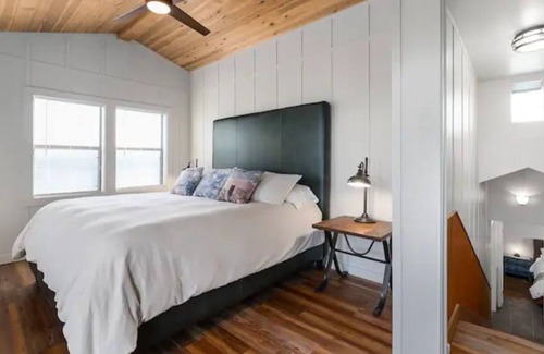 Fredericksburg Cabina | Stardust Valley Ranch - Secluded - Amazing Views