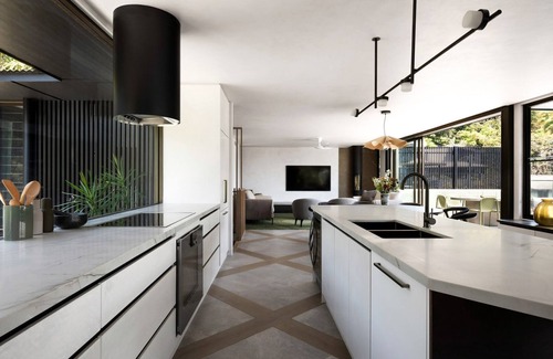 Byron Bay Casa | Starfall - designer retreat moments from the beach