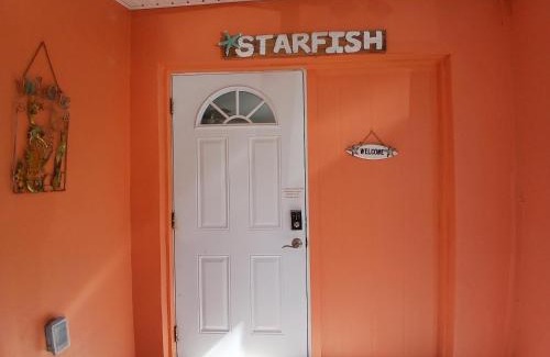 Bonita Shores Apartamento | Starfish - Spacious By River 1.3 Mi to Beach 1 Bd 1 Bth Kit