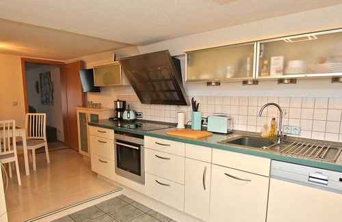 Burg Stargard Apartamento | Vrbo Property