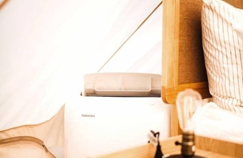 Klamath Falls Alquiler De RV | Stargazer Bell Tent at The Rossetto Ranch