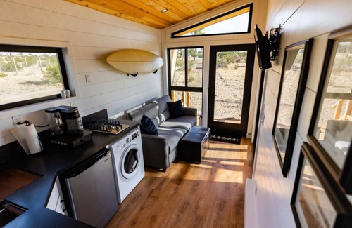 Lancaster Casa | Stargazing Tiny Home - Starry Haven