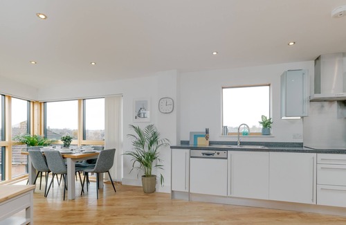 Newbury Apartamento | StarHost Residences - Stunning 2 bed apartment in West Mills, Newbury