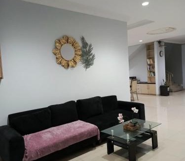 Binong Casa | Stariez Karawaci