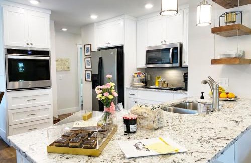 Bentonville Casa | STARLANDING, 2 Kngs/2 Twns; DT/Museums/Trails