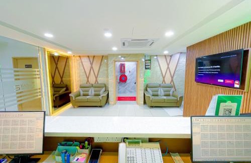Bukit Bintang Hotel | StarQ Hotel