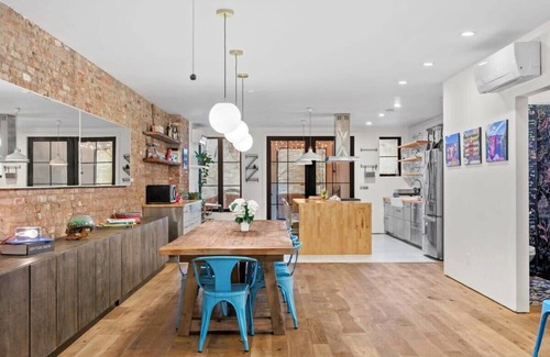 Bushwick Apartamento | Starr Place I by RoveTravel | 2BR Duplex w/ Patio