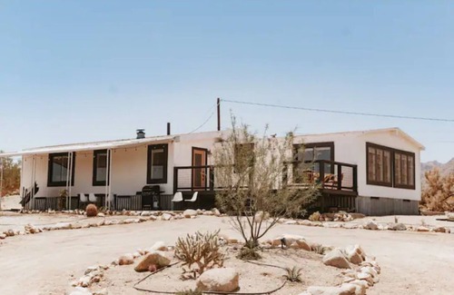 Twentynine Palms Casa | Starry Night 3 Min to JTNP Peaceful Retreat