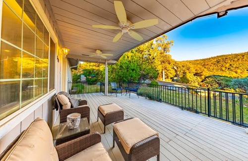 Oakhurst Cabina | Starry Night Cabin at Sky Ranch