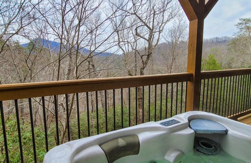 Lake Lure Casa | Starry Night Lodge