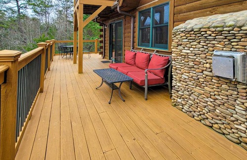 Lake Lure Casa | Starry Night Lodge