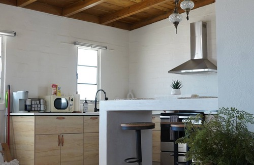 Wonder Valley Casa | Star’s Hollow: Peace, Stars & 15min to Joshua Tree National Park Entrance