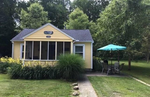 Geneva-on-the-Lake Cabaña | Starshine Cottage -Ginebra en el Lake- recientemente renovado y listo para Alquilar