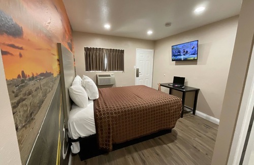 South Gate Hotel | State Motel