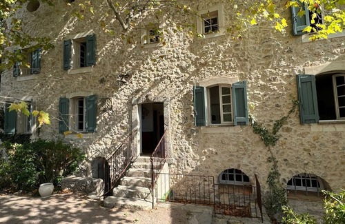 Callas Casa | Stately property with 3 tennis & sport courts and a large pool, village 5' walk