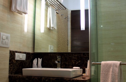 Sushant Lok Hotel | Stately Suites MG Road