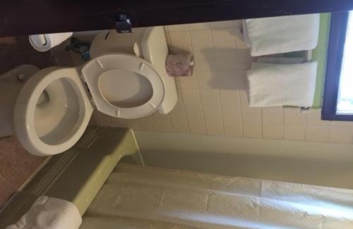 Terre Haute Hotel | Statesman Inn