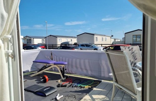 Felixstowe Casa | Static Caravan next to the Beach & Nature Reserve